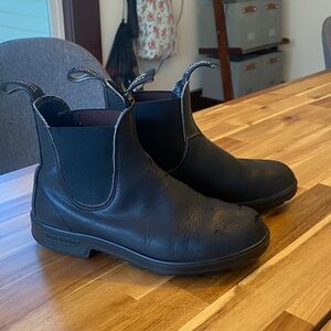 Blundstone Dark Leather Ankle Boots
